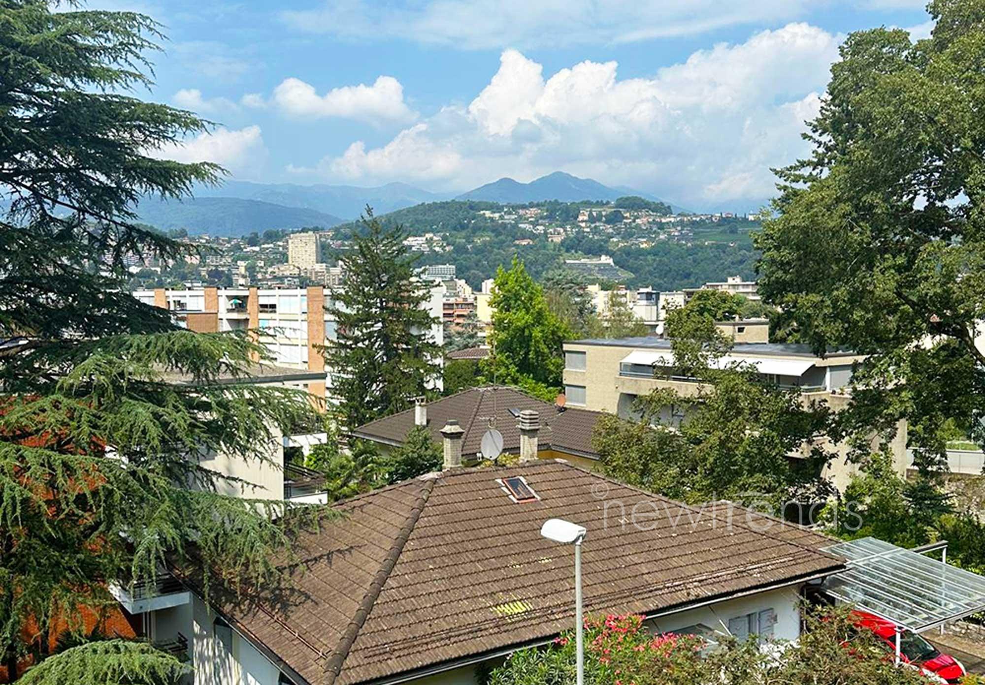 vendesi comodo appartamento a lugano-viganello: foto vista area circostante